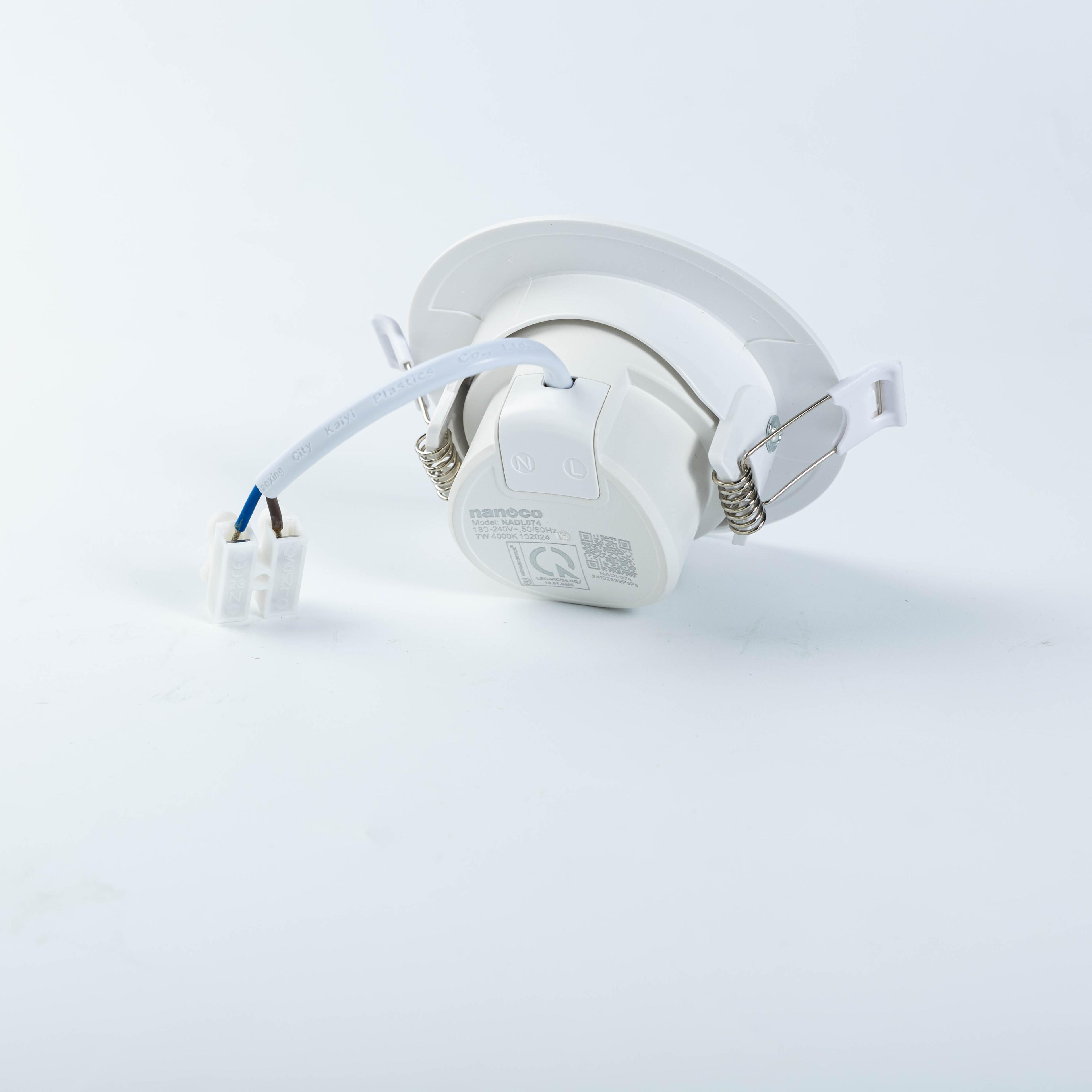 Đèn downlight chỉnh góc Nanoco